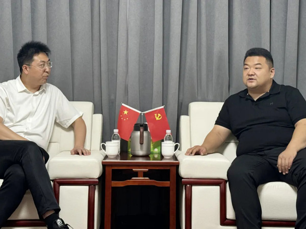 济南铁路物流中心到优德88官方网站集团参观调研